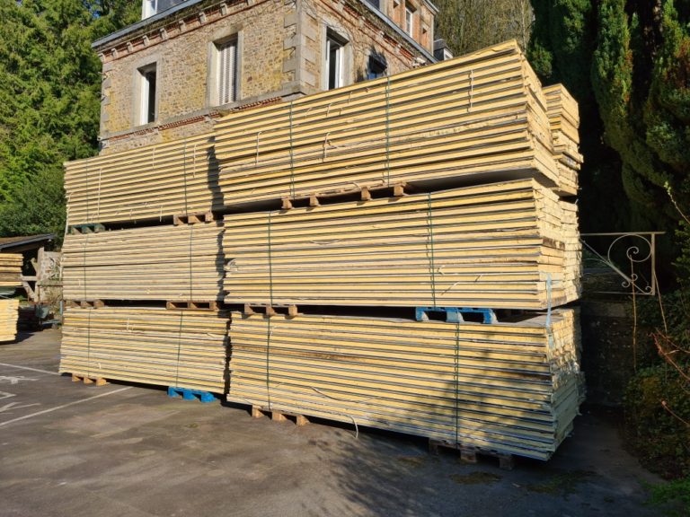 ARRIVAGE IMPORTANT DE PANNEAU SANDWICH D'OCCASION Mat'Sol
